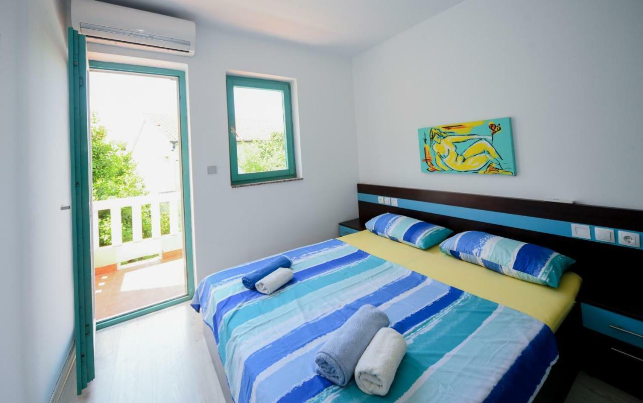 Apartments Dvori Новалья Экстерьер фото