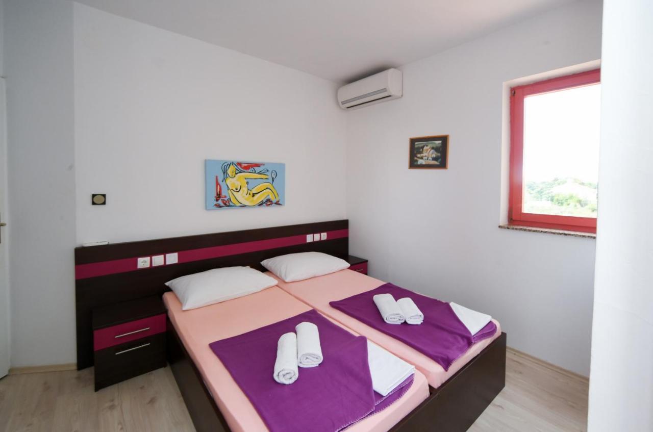 Apartments Dvori Новалья Экстерьер фото